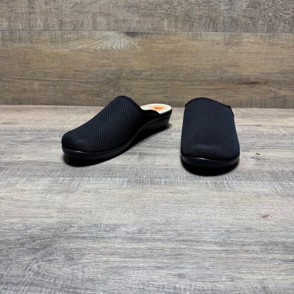 Fly Flot Black Mesh Clogs Women's Size 9.5 - Picture 1 of 6